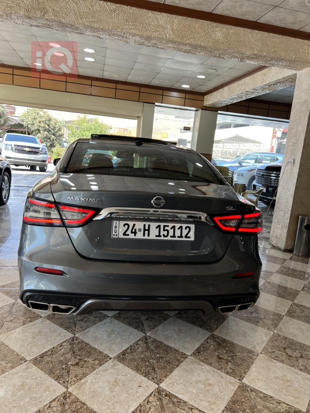 Nissan Maxima